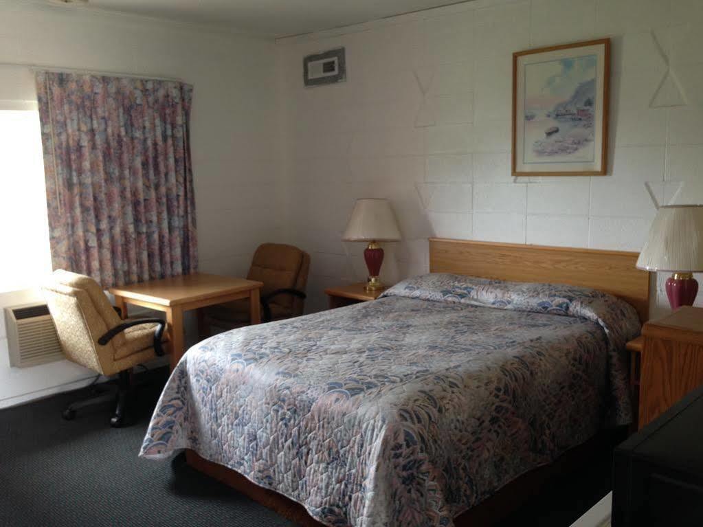 Budget Inn Motel Вудберн Экстерьер фото